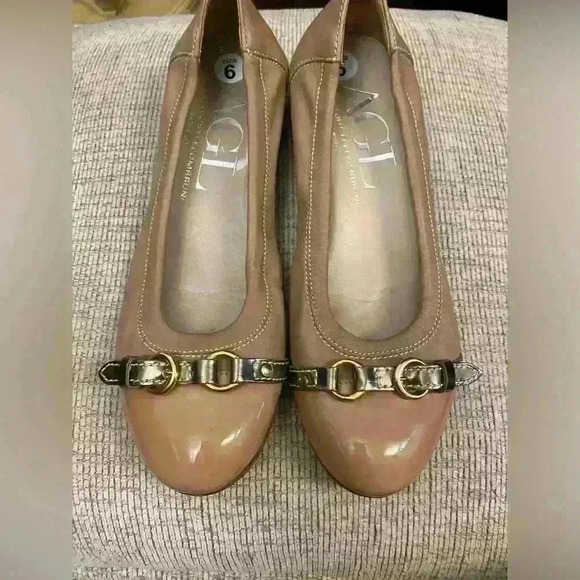 AGL nude flats, in very good condition. - Picture 1 of 14